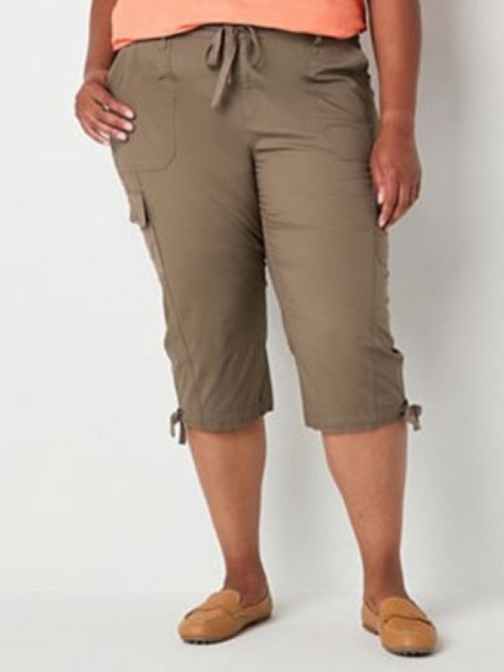 NWT St Johns Bay Women's Mid Rise Capri Taupe Plus Size 22W